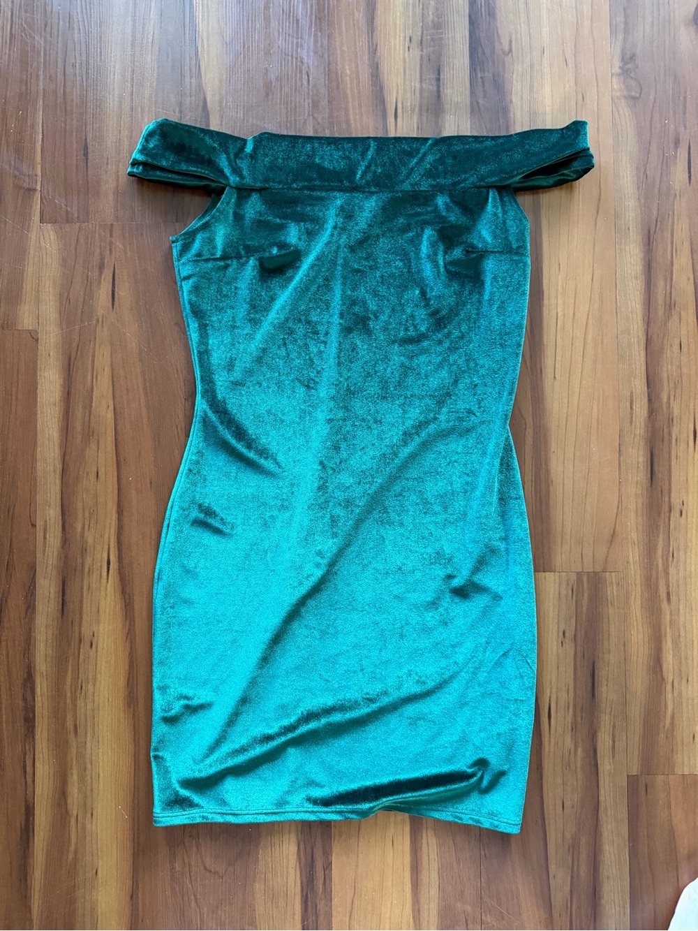 Urban Outfitters Off-Shoulder Velvet Dress